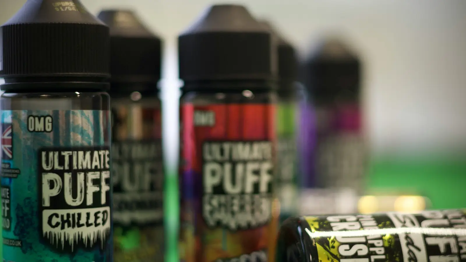 Various Big Puff vapes.